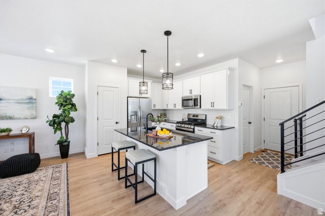 11461 S GLASS HILL DR, South Jordan, UT 84009