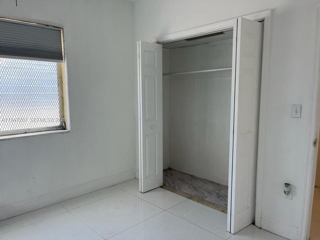 8420 Byron Ave 4, Miami Beach, FL 33141