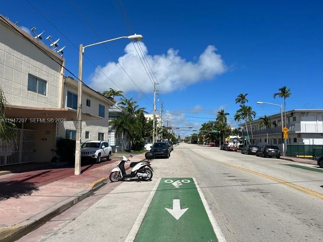 8420 Byron Ave 4, Miami Beach, FL 33141