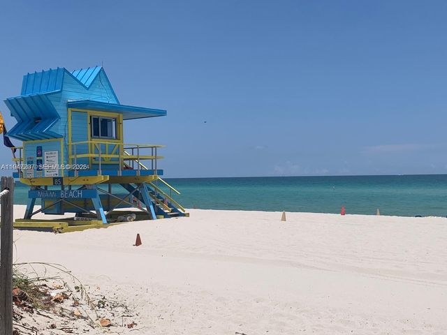 8420 Byron Ave 4, Miami Beach, FL 33141