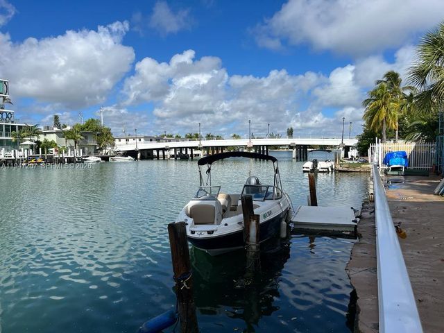 8420 Byron Ave 4, Miami Beach, FL 33141