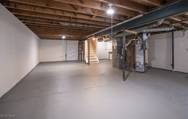 28525 Lakeshore Boulevard, Willowick, OH 44095