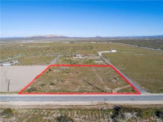 0 6, Sun Village, CA 93543