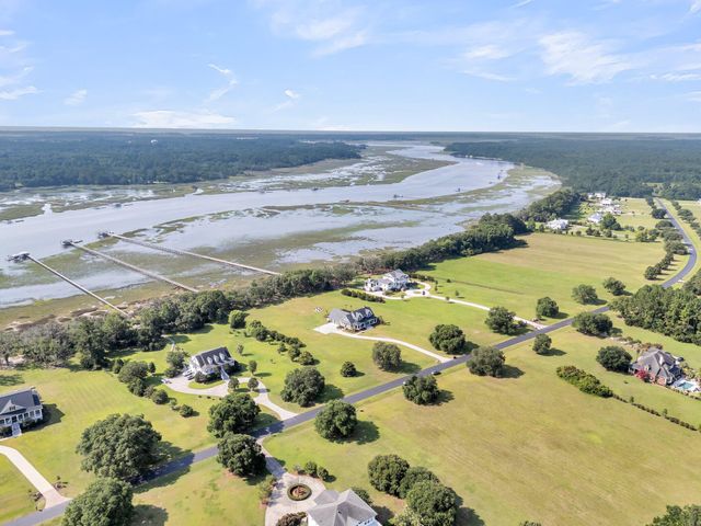 2621 Anchor Watch Drive, Wadmalaw Island, SC 29487