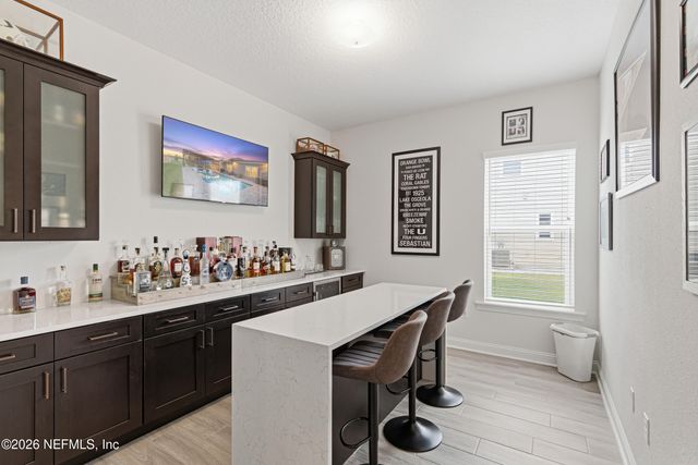 26 HILLENDALE Circle, St. Johns, FL 32259