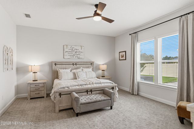 26 HILLENDALE Circle, St. Johns, FL 32259
