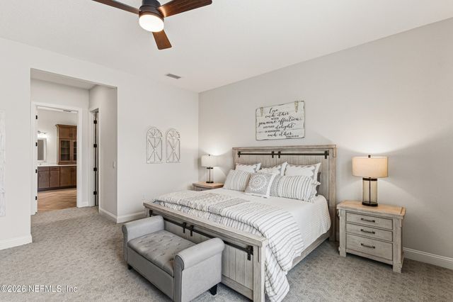 26 HILLENDALE Circle, St. Johns, FL 32259