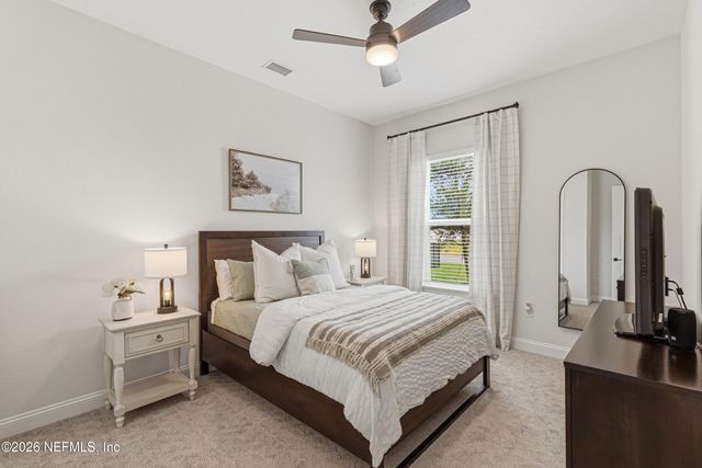 26 HILLENDALE Circle, St. Johns, FL 32259