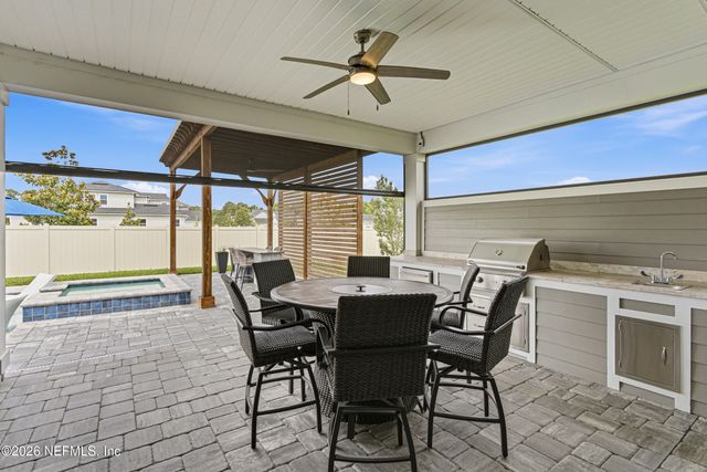 26 HILLENDALE Circle, St. Johns, FL 32259