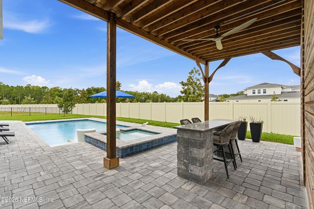 26 HILLENDALE Circle, St. Johns, FL 32259