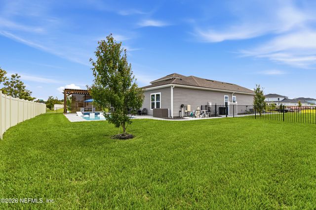26 HILLENDALE Circle, St. Johns, FL 32259