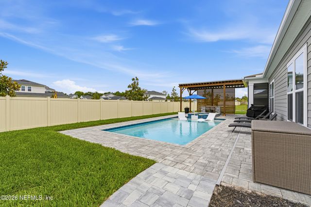 26 HILLENDALE Circle, St. Johns, FL 32259