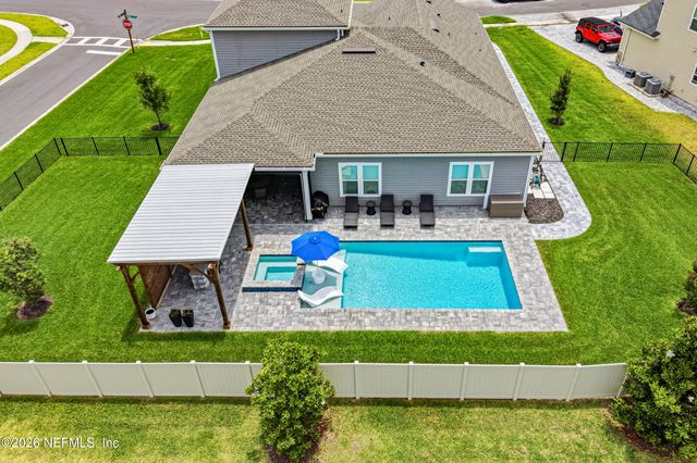 26 HILLENDALE Circle, St. Johns, FL 32259