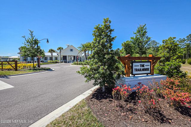 26 HILLENDALE Circle, St. Johns, FL 32259