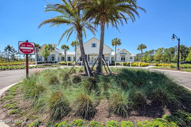 26 HILLENDALE Circle, St. Johns, FL 32259
