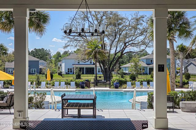26 HILLENDALE Circle, St. Johns, FL 32259