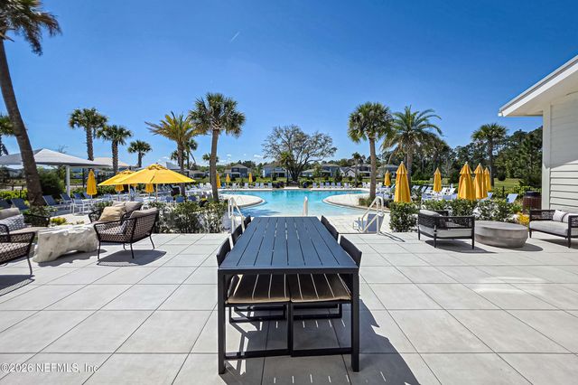 26 HILLENDALE Circle, St. Johns, FL 32259