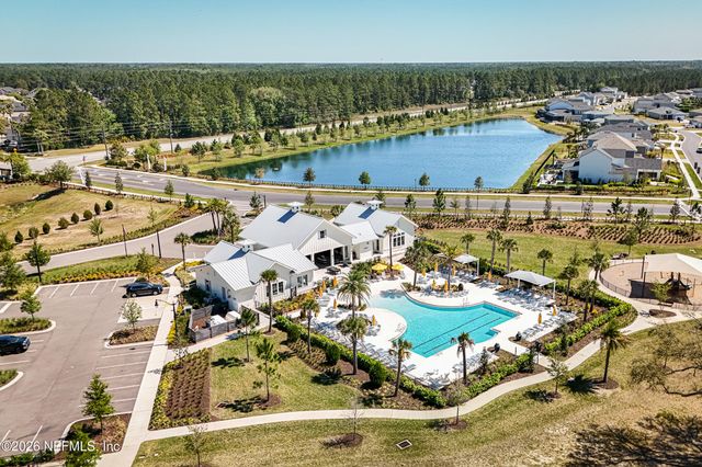 26 HILLENDALE Circle, St. Johns, FL 32259