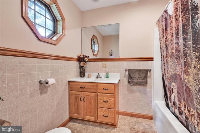 569 TEXTER MOUNTAIN RD, Robesonia, PA 19551