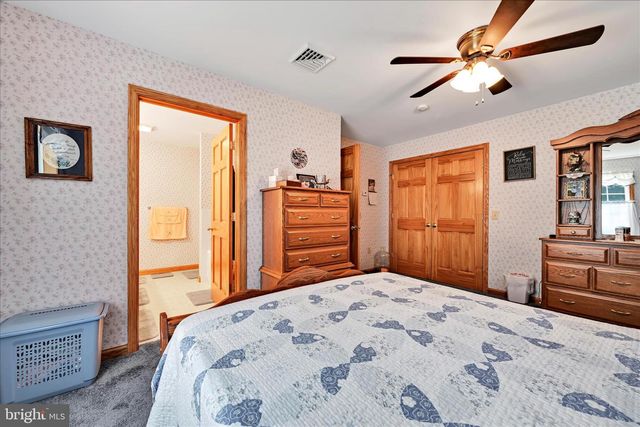 569 TEXTER MOUNTAIN RD, Robesonia, PA 19551