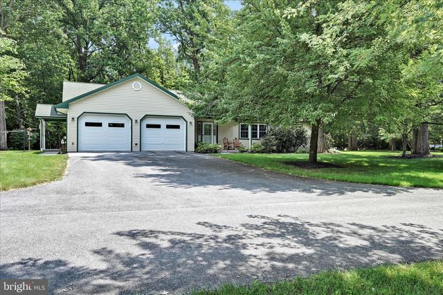 569 TEXTER MOUNTAIN RD, Robesonia, PA 19551