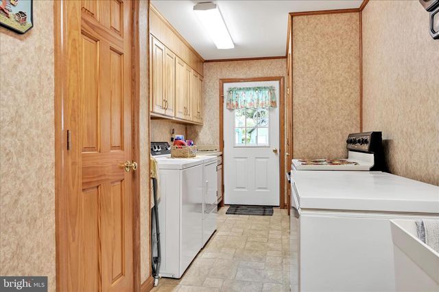 569 TEXTER MOUNTAIN RD, Robesonia, PA 19551