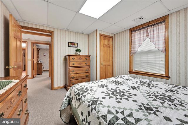 569 TEXTER MOUNTAIN RD, Robesonia, PA 19551