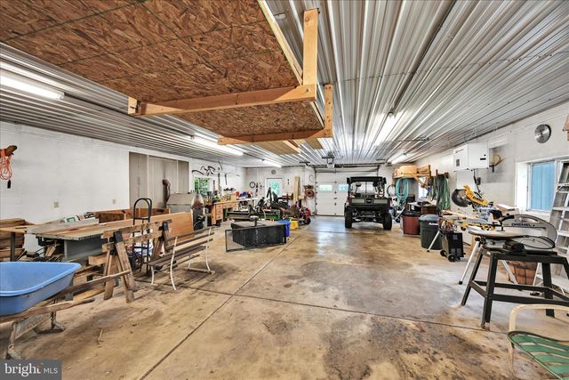 569 TEXTER MOUNTAIN RD, Robesonia, PA 19551