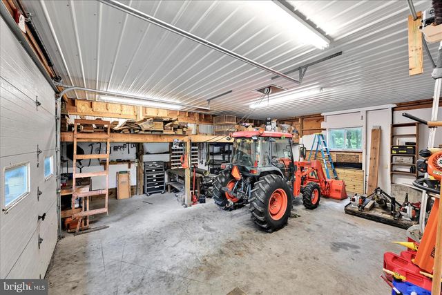 569 TEXTER MOUNTAIN RD, Robesonia, PA 19551