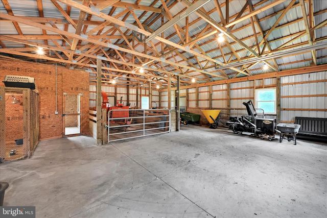 569 TEXTER MOUNTAIN RD, Robesonia, PA 19551