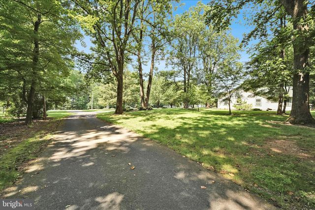 569 TEXTER MOUNTAIN RD, Robesonia, PA 19551