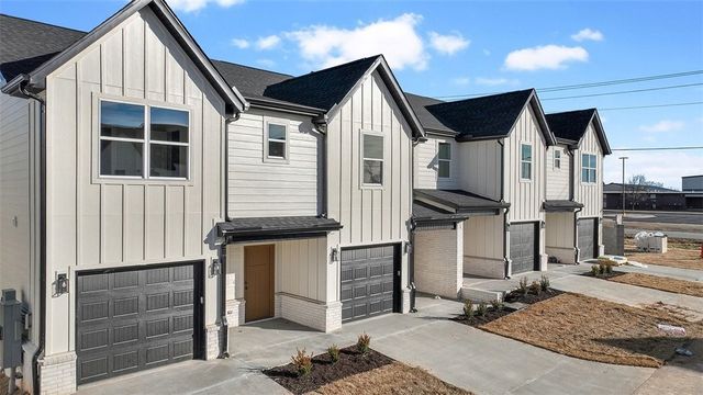 1702 Cuppett Circle, Pea Ridge, AR 72751