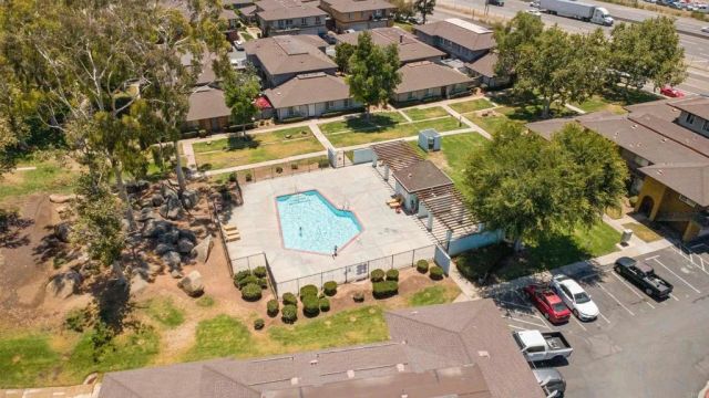 307 Graves Ct, El Cajon, CA 92021