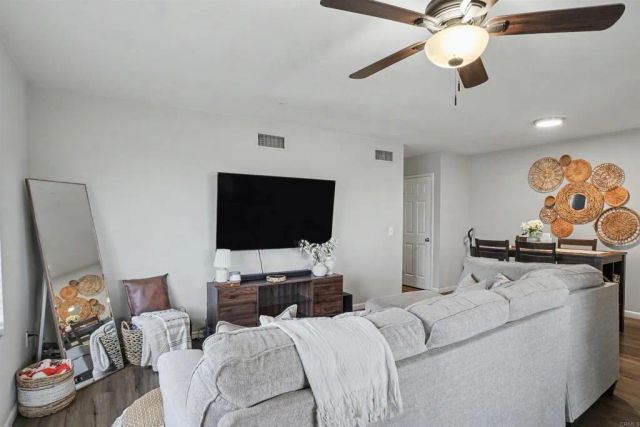 307 Graves Ct, El Cajon, CA 92021