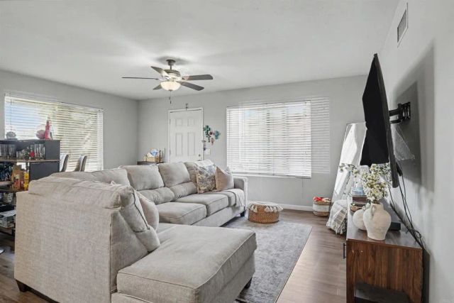307 Graves Ct, El Cajon, CA 92021
