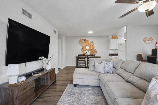 307 Graves Ct, El Cajon, CA 92021