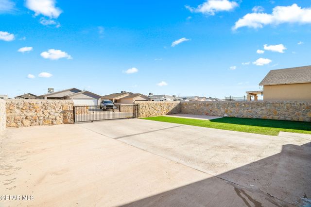 14741 TIERRA BETANCOURT Place, El Paso, TX 79938