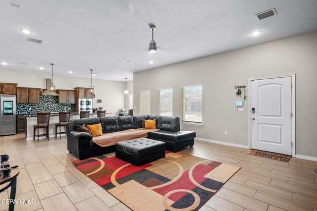 14741 TIERRA BETANCOURT Place, El Paso, TX 79938