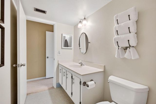 6600 S Oriole Boulevard, Delray Beach, FL 33446