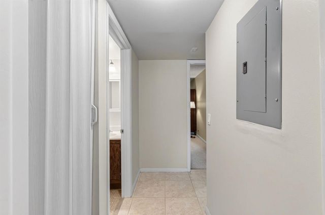 6600 S Oriole Boulevard, Delray Beach, FL 33446