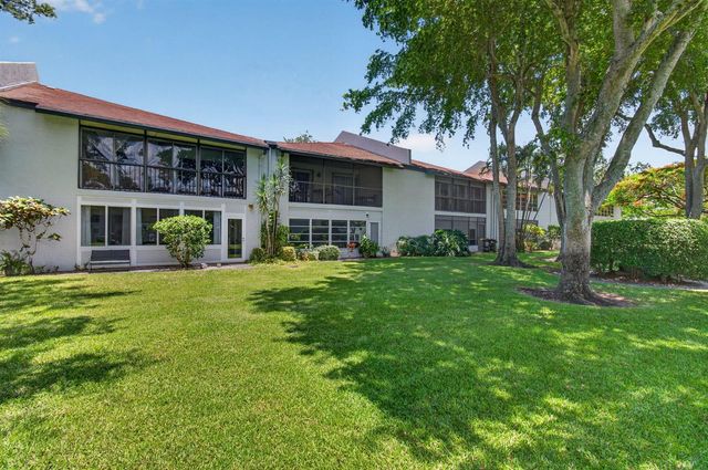 6600 S Oriole Boulevard, Delray Beach, FL 33446
