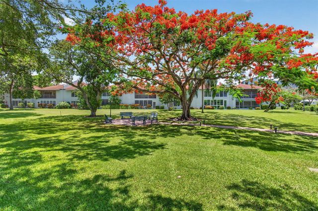 6600 S Oriole Boulevard, Delray Beach, FL 33446