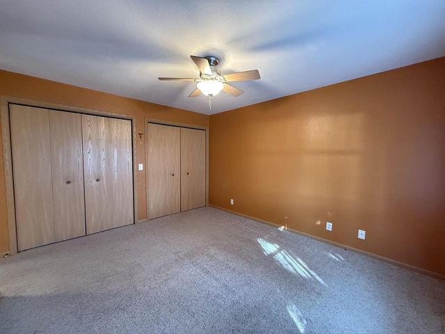 1042 PRIMROSE LANE, Fond Du Lac, WI 54935