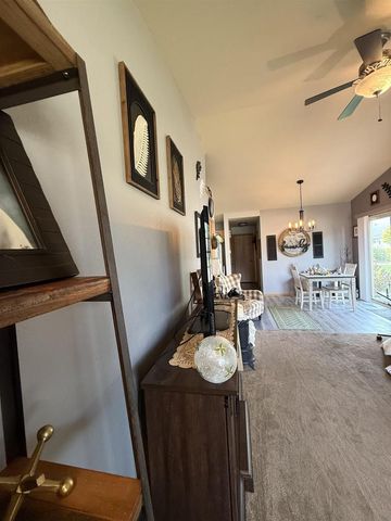 1042 PRIMROSE LANE, Fond Du Lac, WI 54935