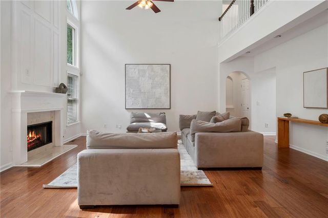 325 Nesbin Court, Kennesaw, GA 30144