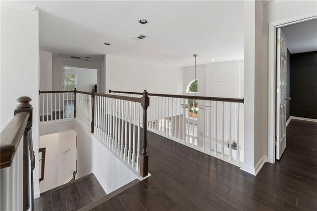 325 Nesbin Court, Kennesaw, GA 30144