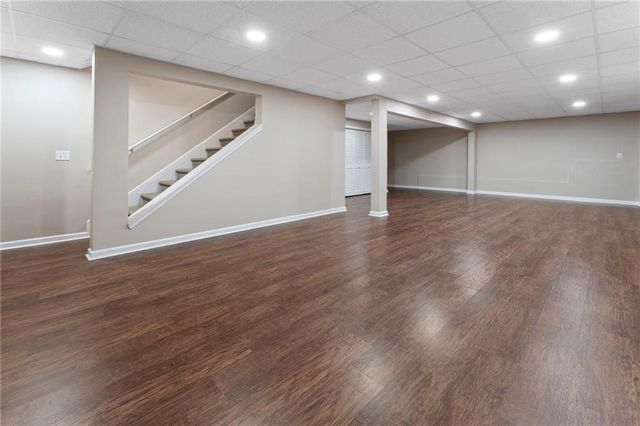 325 Nesbin Court, Kennesaw, GA 30144