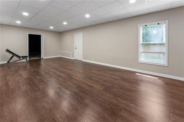 325 Nesbin Court, Kennesaw, GA 30144