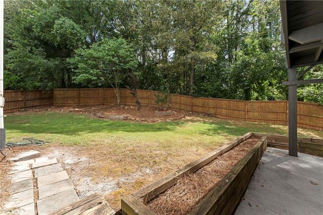 325 Nesbin Court, Kennesaw, GA 30144
