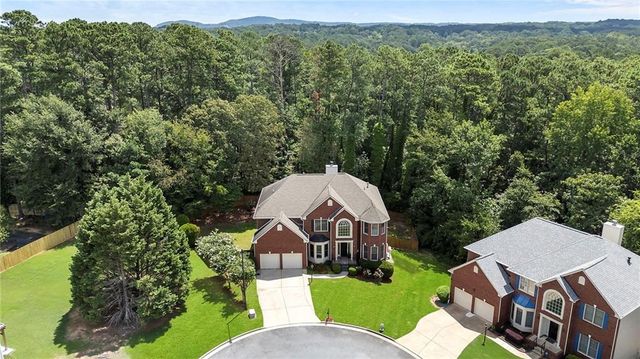 325 Nesbin Court, Kennesaw, GA 30144